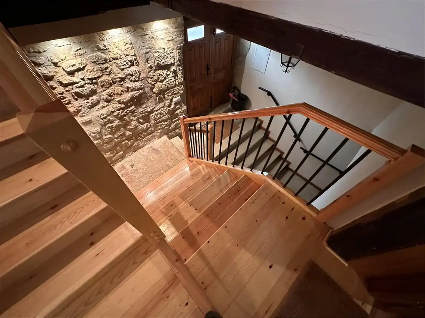 Finca rústica en venda en Uncastillo amb Parquet, Traster i Moblat