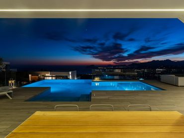Detached house with pool for sale in Cumbre del Sol