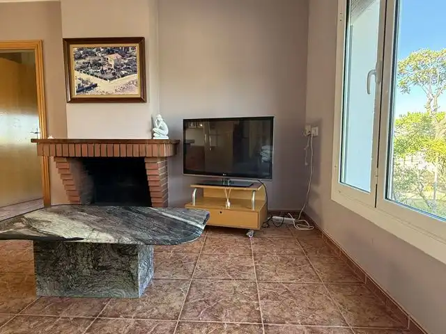 Sala de estar de Casa o chalet en venta en Vilanova i la Geltrú con Calefacción y Terraza