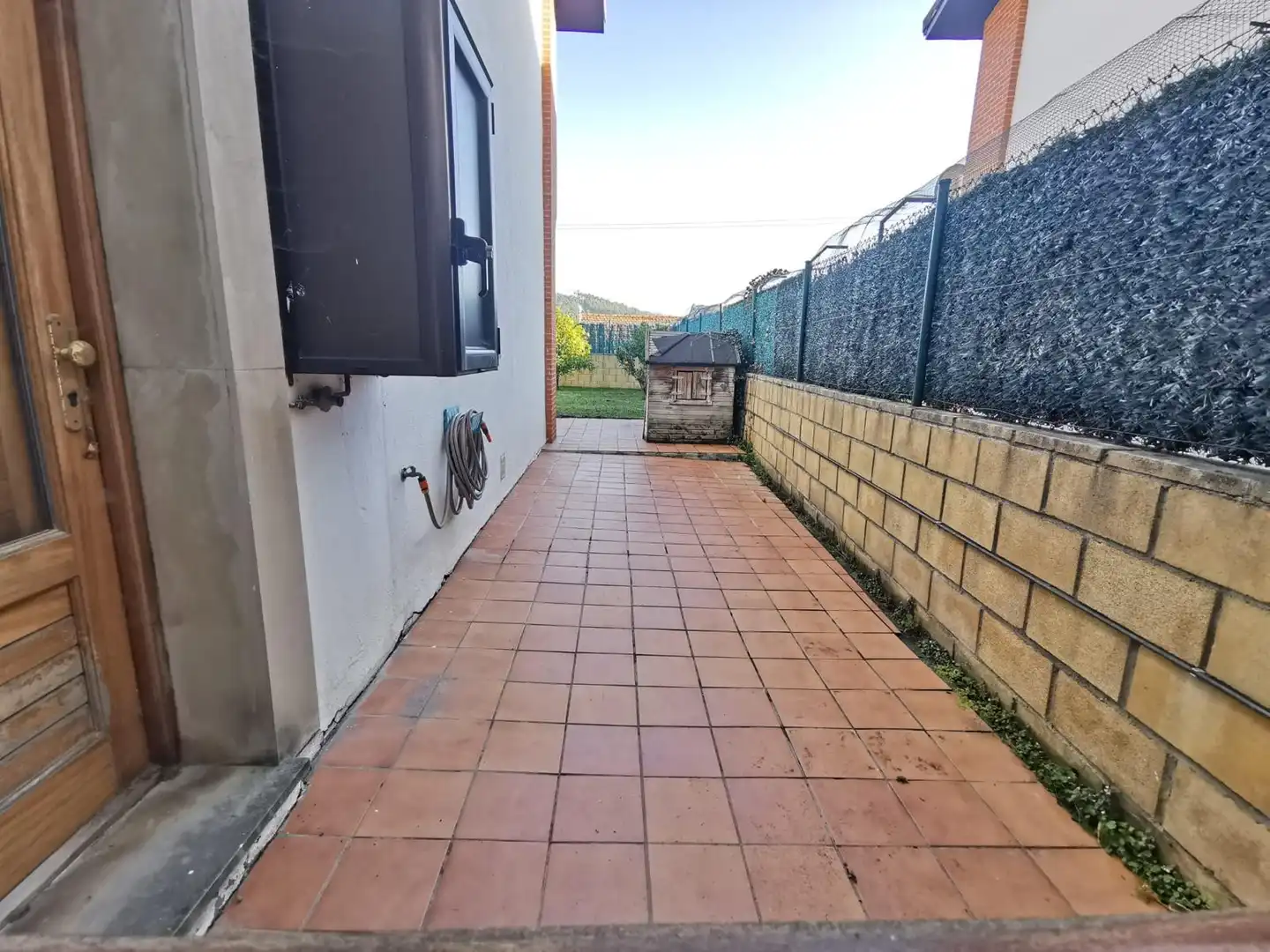 Terraza de Casa adosada en venta en Castro-Urdiales con Calefacción, Jardín privado y Amueblado