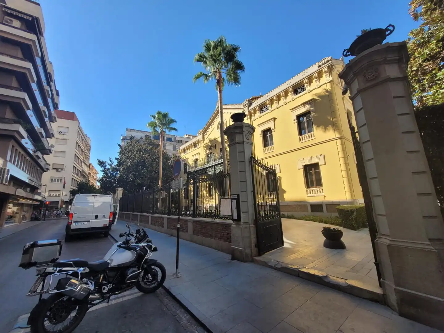 Exterior view of Flat for rent in Ronda