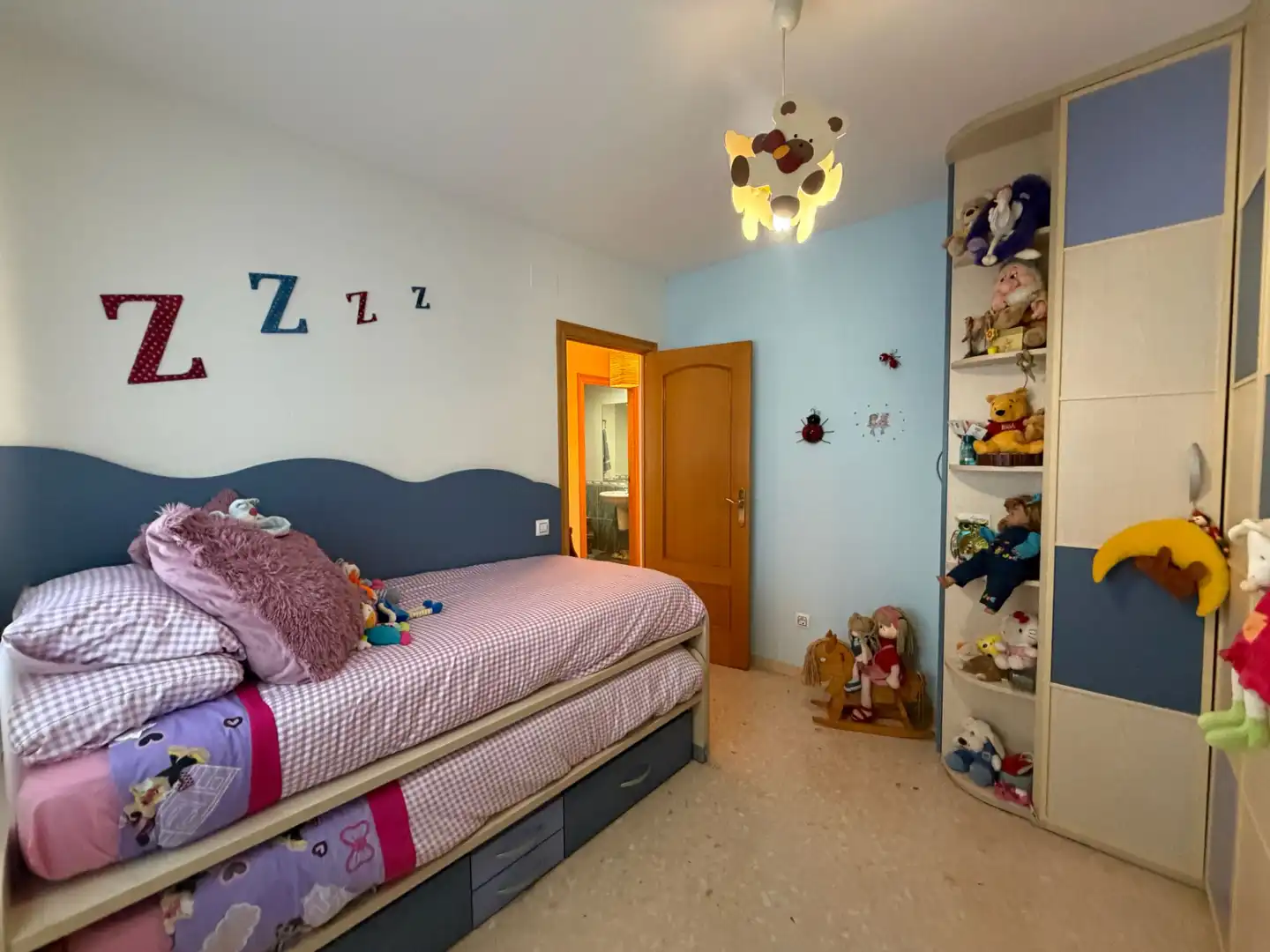 Habitación de Piso en venta en Sant Boi de Llobregat con Calefacción, Terraza y Amueblado