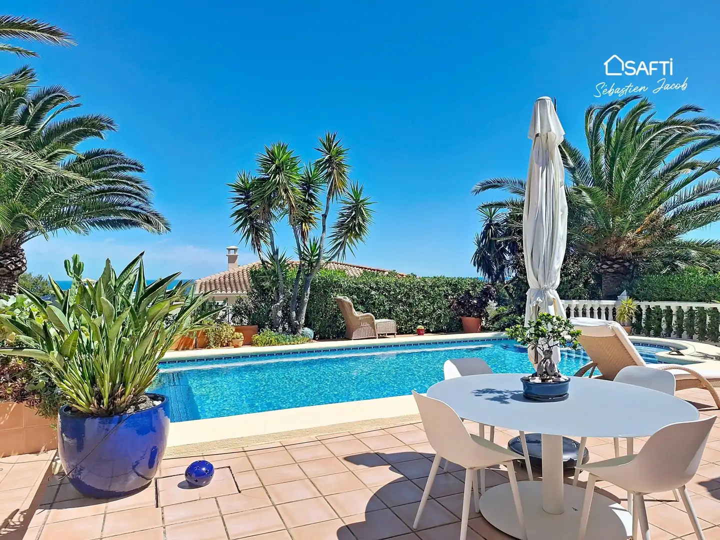 Exterior view of Houses for sale in Dénia  with Air Conditioner, Heating and Terrace