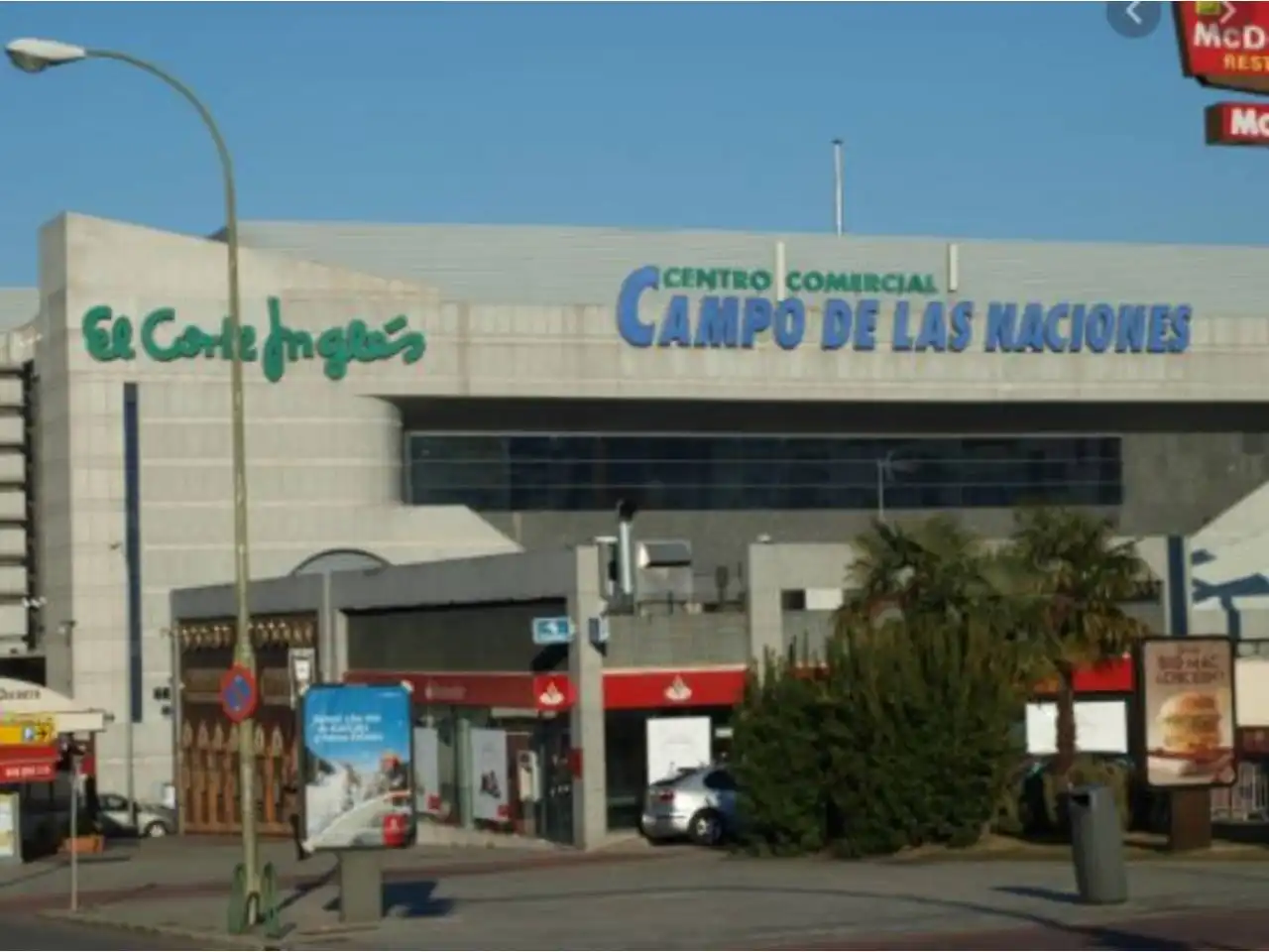 Exterior view of Office for rent in Madrid  with Air Conditioner, Heating and Alarm