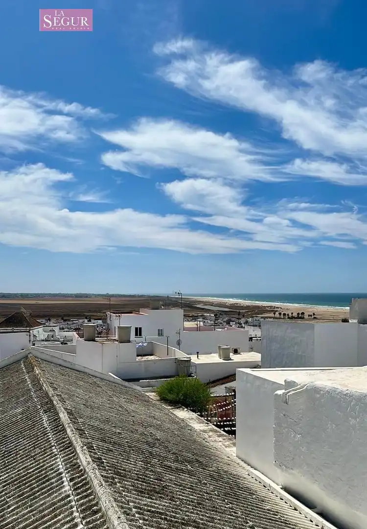 Vista exterior de Casa o chalet en venta en Conil de la Frontera