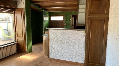 Foto 2 de Casa adosada en venda a Notari Miquel Marc, Olot, Girona