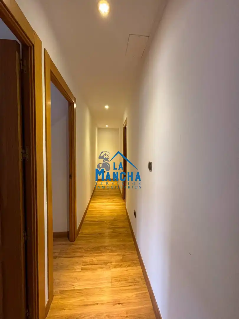 Flat for sale in Albacete  with Air Conditioner, Heating and Furnished