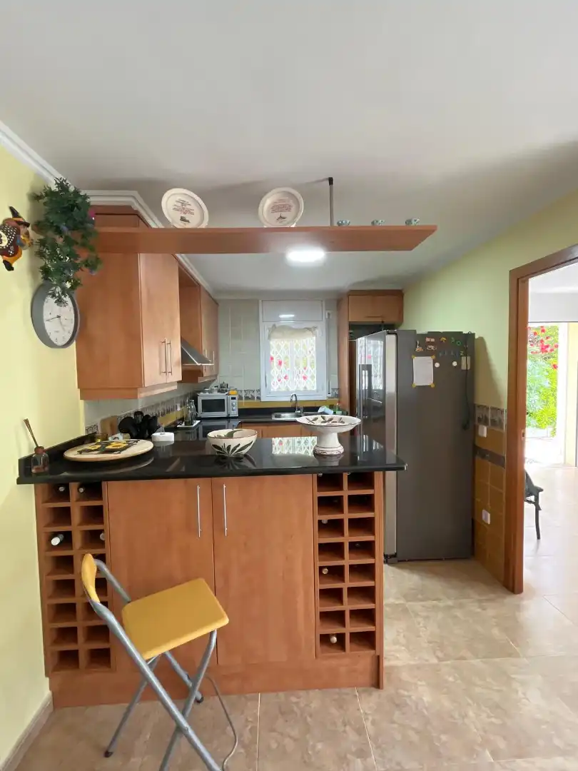 Cocina de Planta baja en venta en Castell d'Aro, Platja d'Aro i s'Agaró con Aire acondicionado, Jardín privado y Terraza