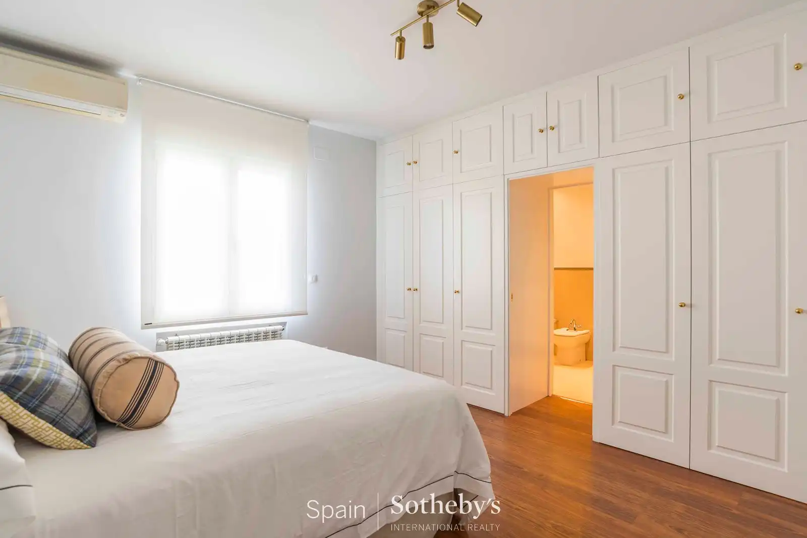 Habitación de Apartamento en venta en Madrid con Aire acondicionado, Calefacción y Trastero