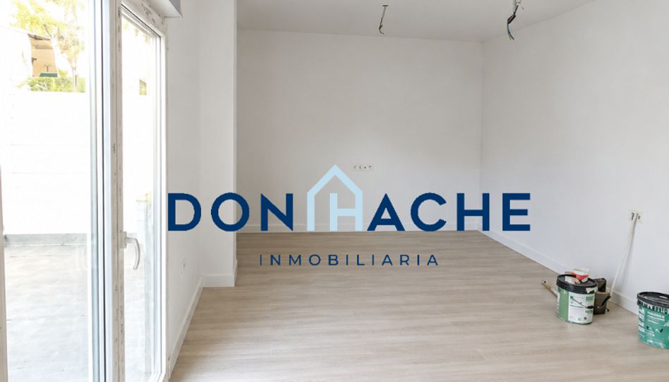 Foto 1 de Piso en venta en Avenida Vía de la Plata, Norte, Badajoz