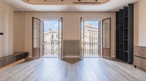 Joya reformada en el Quadrat dOr, Barcelona, Bild 2