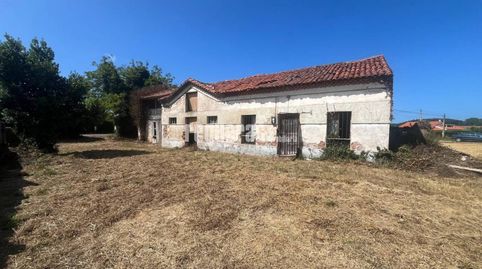 Casa para Rehabilitar con Amplia Finca en Santiago de Ambiedes Gozón, Asturias