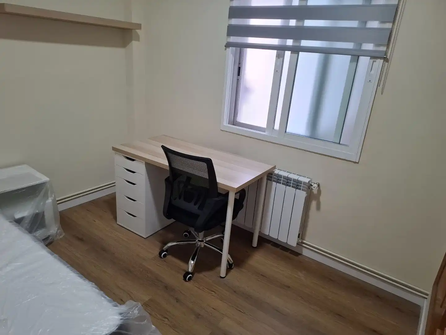 Habitación de Piso de alquiler en Ourense Capital  con Calefacción y Amueblado