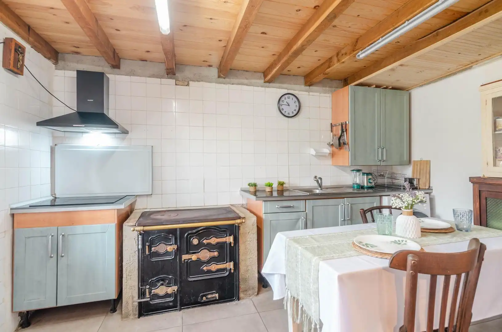 Cocina de Casa adosada en venta en Laviana con Jardín privado y Amueblado