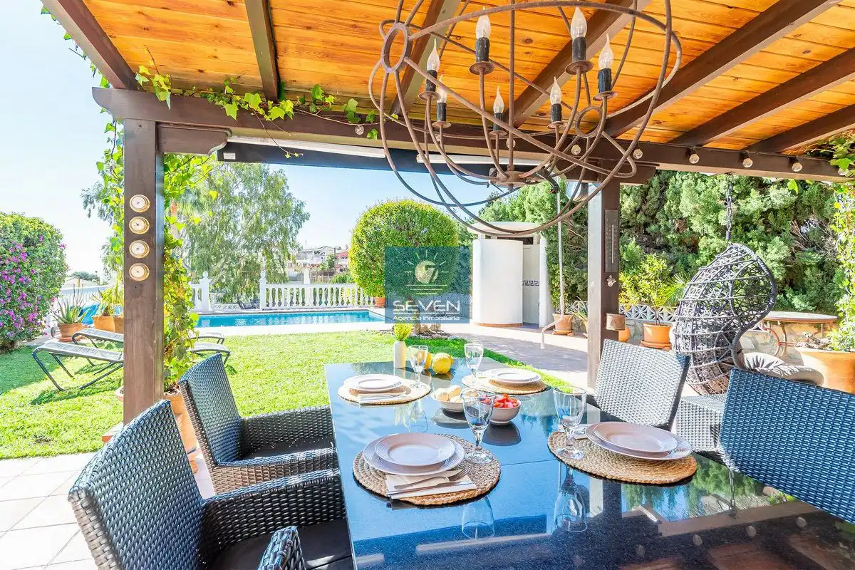 Terrace of Houses for rent in Almuñécar  with Air Conditioner, Heating and Private garden
