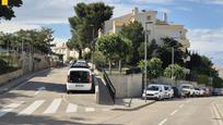 Vista exterior de Dúplex en venda en L'Escala amb Terrassa i Piscina