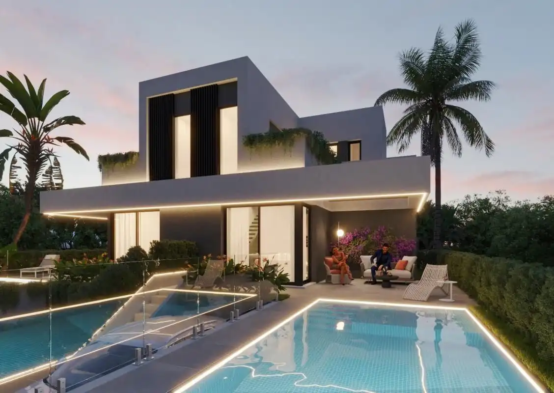 Chalet con piscina en venta en Golf Bahía, imagen 6