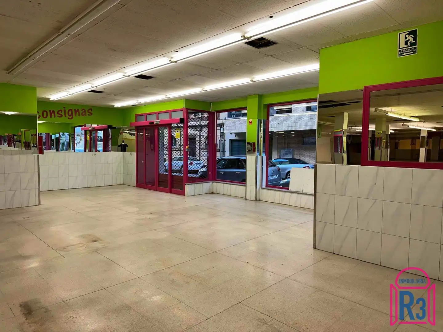 Business premises to rent in Luis Carmona, imagen 3