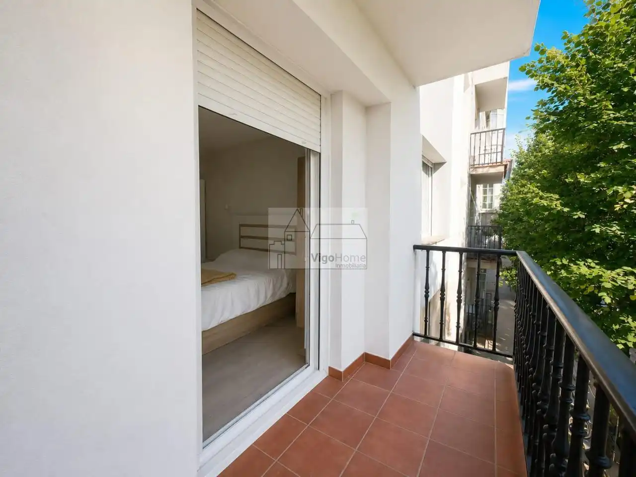 Terraza de Piso de alquiler en Vigo  con Calefacción, Terraza y Amueblado