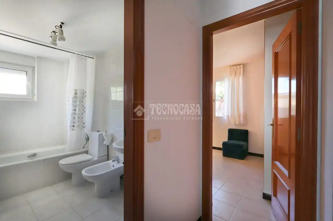 Baño de Casa o chalet en venta en Canet d'En Berenguer con Aire acondicionado, Jardín privado y Terraza