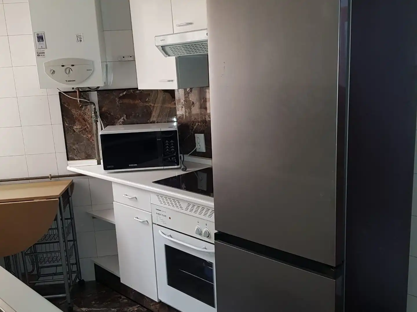 Cocina de Piso para compartir en Madrid con Calefacción, Terraza y Amueblado