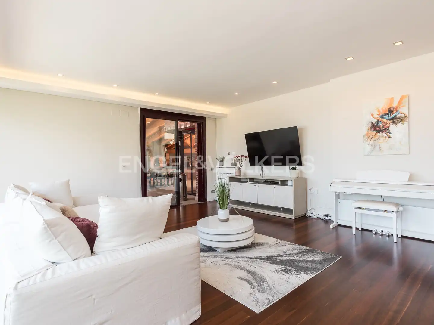 Living room of Houses for rent in Castelldefels  with Air Conditioner, Heating and Private garden