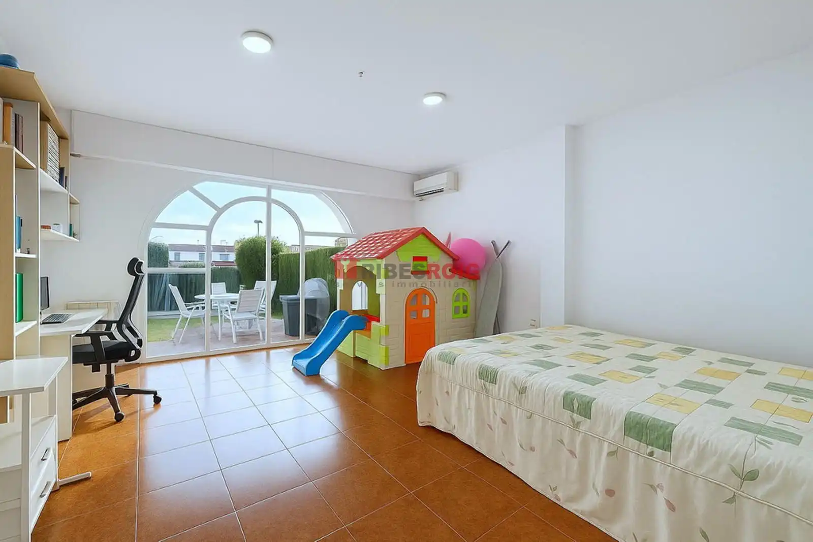 Bedroom of Detached homes for sale in Sant Pere de Ribes  with Air Conditioner, Heating and Private garden
