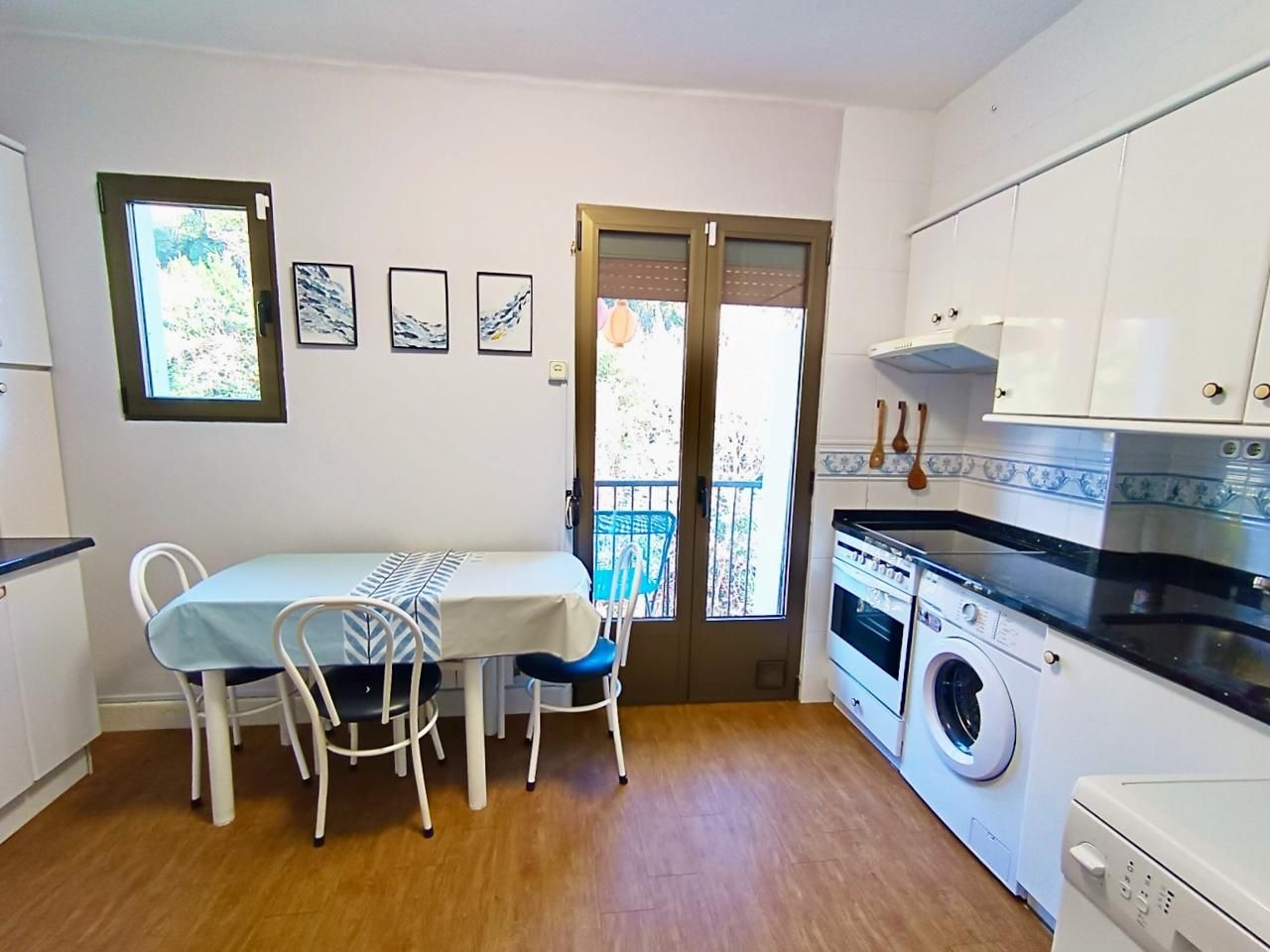 Kitchen of Flat for sale in Soraluze / Plasencia de las Armas
