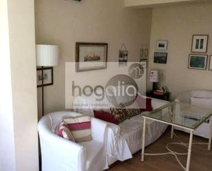 Living room of Flat to rent in  Sevilla Capital  with Air Conditioner and Furnished