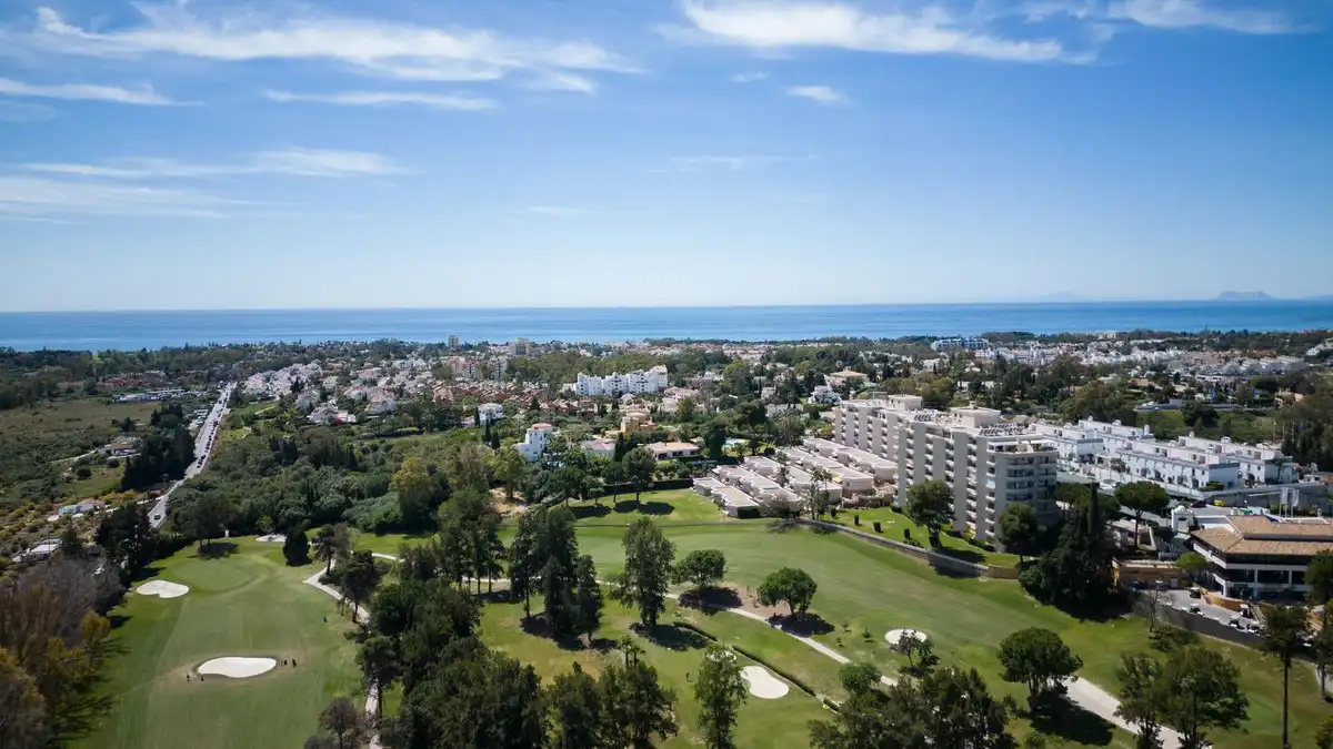 Außenansicht von Dachboden zum Verkauf in Marbella mit Klimaanlage, Möbliert und Internet