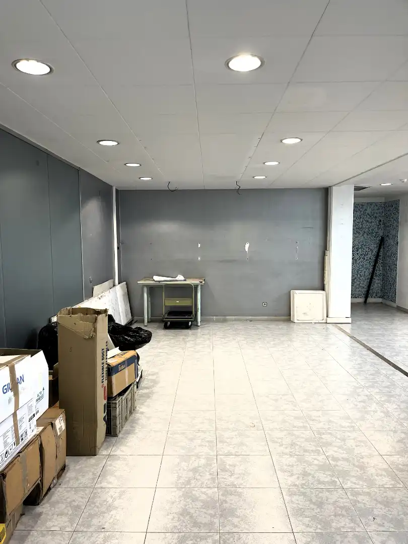Business premises for sale in Olot, imagen 8