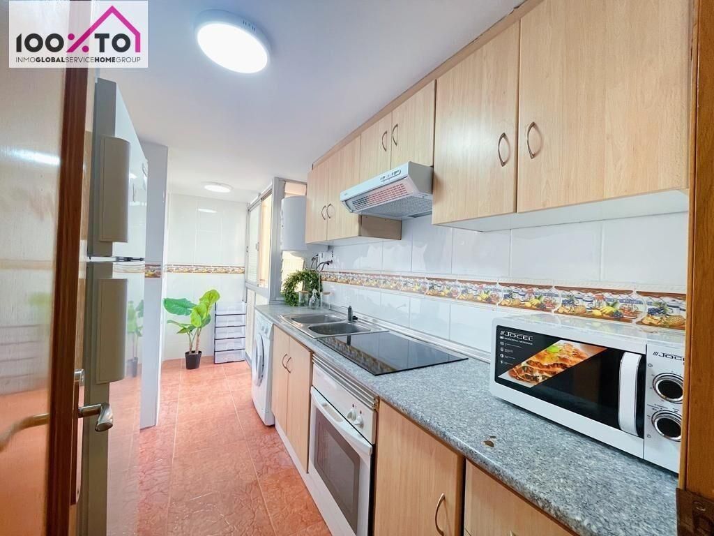 Flat to rent in Calle ESCRITOR ABU SALT, Marxalenes
