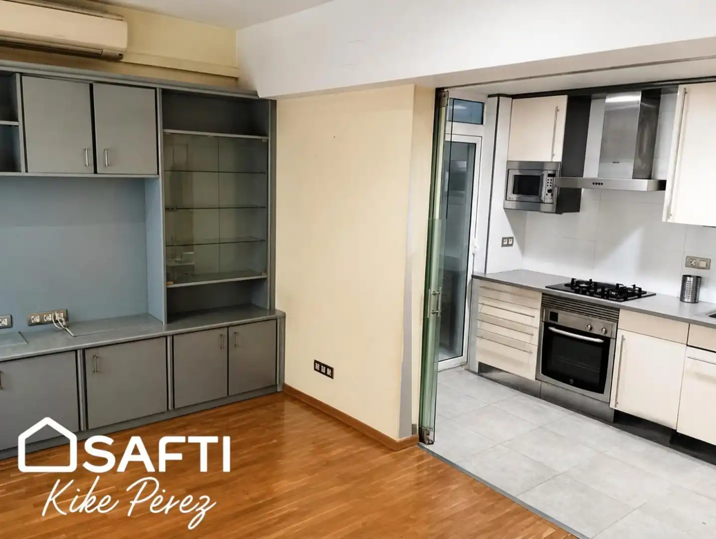 Cocina de Piso en venta en Nou Barris