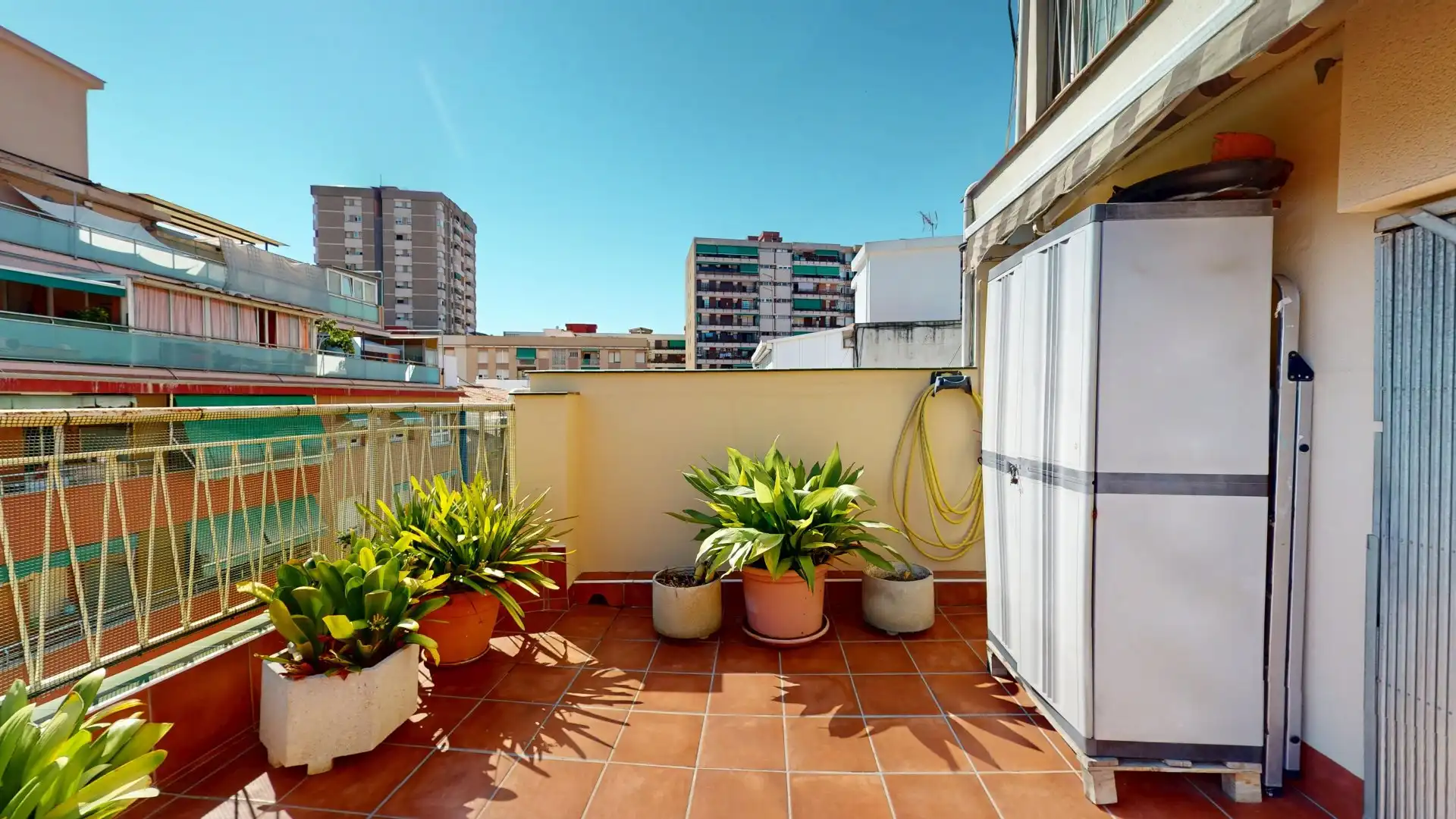 Terrassa de Àtic en venda en L'Hospitalet de Llobregat amb Aire condicionat, Terrassa i Traster