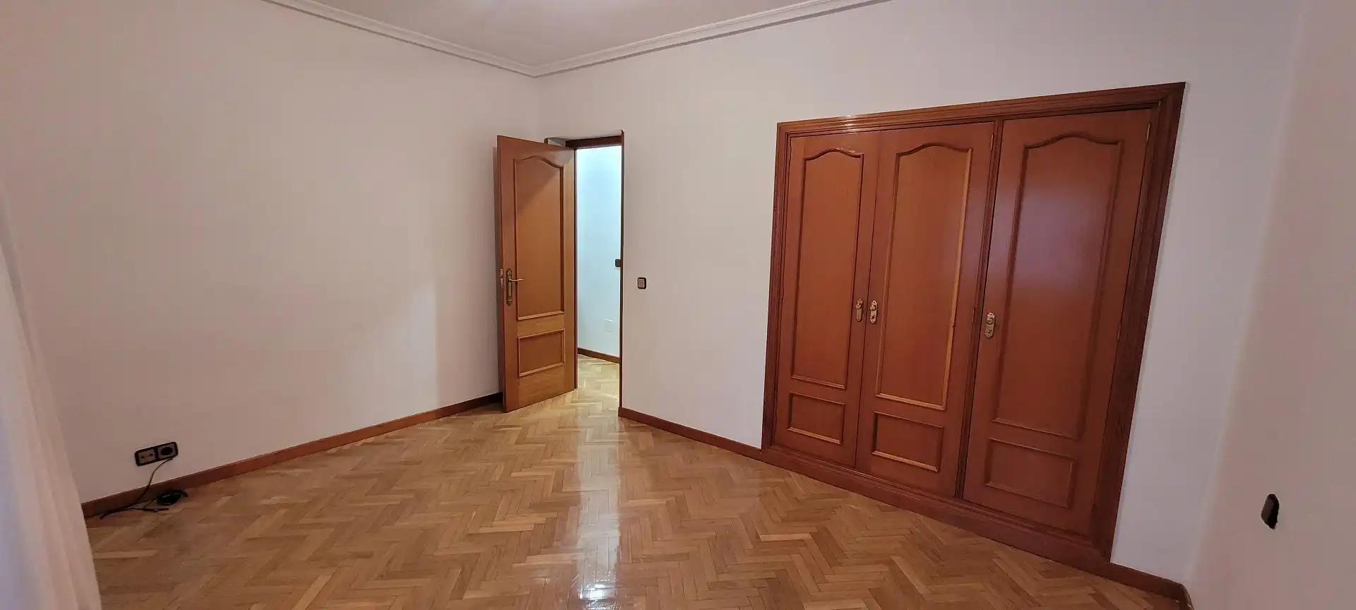 Bedroom of Flat for rent in Madrid  with Air Conditioner, Heating and Terrace