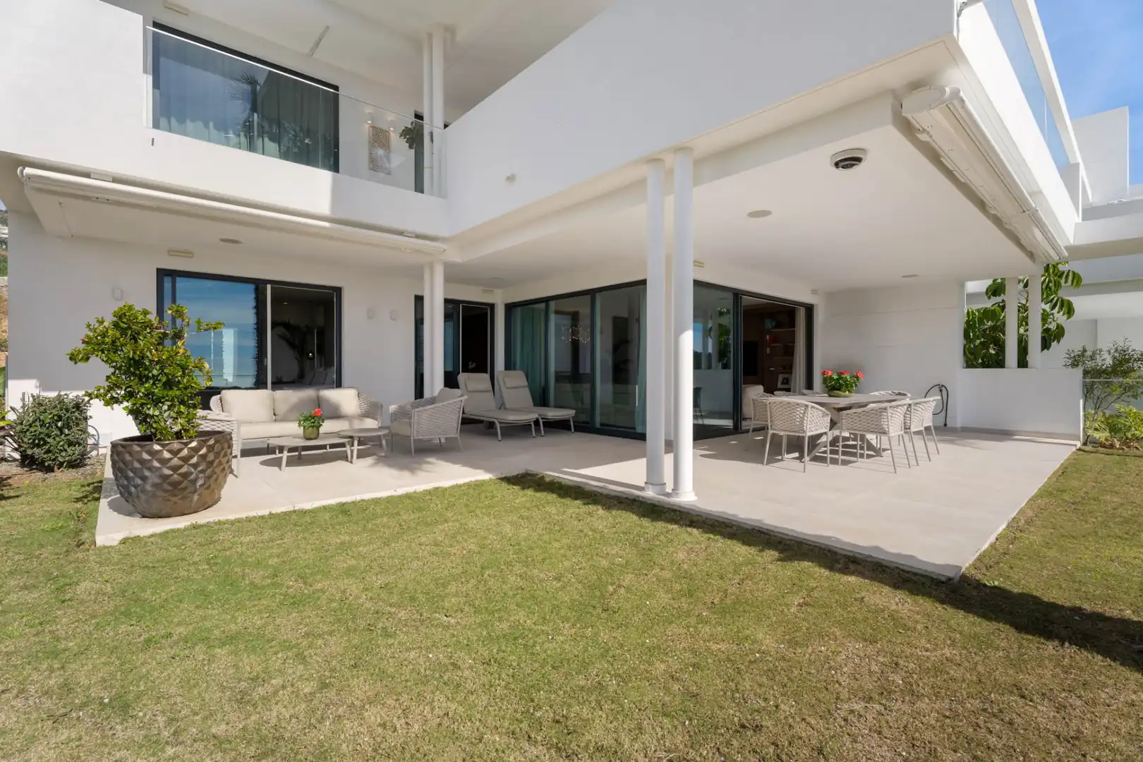 Terraza de Planta baja en venta en Ojén con Aire acondicionado, Jardín privado y Terraza