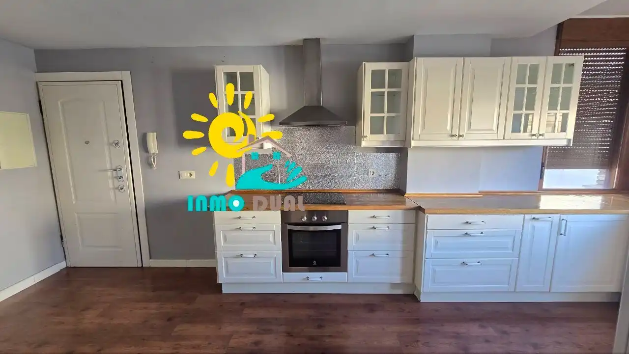 Kitchen of Flat for sale in Badajoz  with Air Conditioner, Heating and Terrace