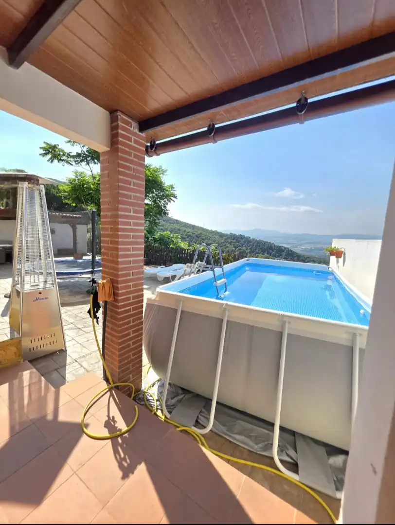 Schwimmbecken von Haus oder Chalet zum Verkauf in Sant Fost de Campsentelles mit Heizung, Privatgarten und Abstellraum