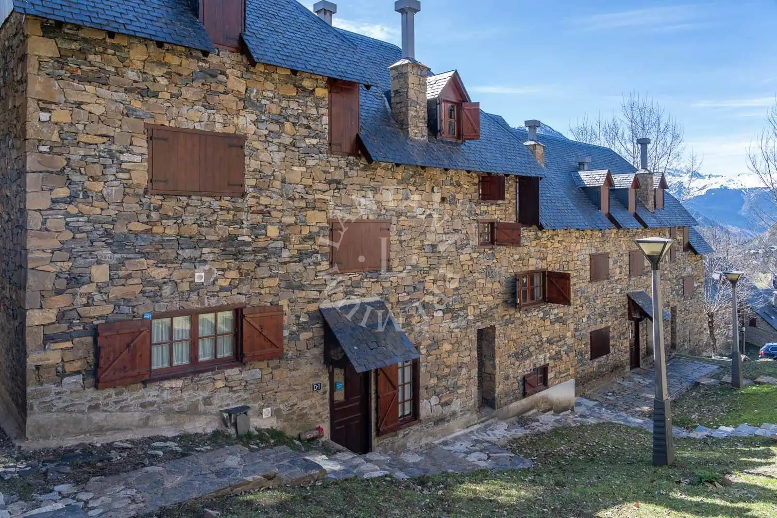 Exterior view of Flat for sale in Naut Aran  with Heating and Storage room