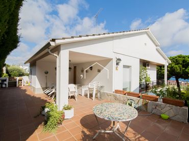 Villa avec balcon à vendre à Califòrnia - Santa Madrona