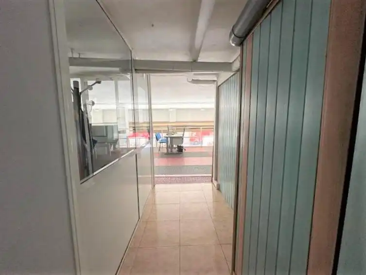 Local comercial en venda a Artigues - Llefià, imagen 16