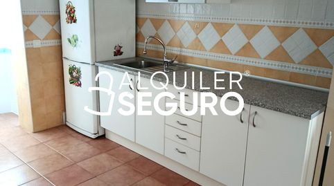 Foto 5 von Wohnung zur Miete in Los Remedios, Estación - La Fontanilla - El Tinte, Utrera