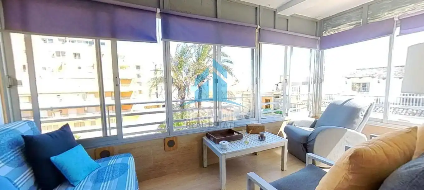 Terraza de Piso en venta en Tavernes de la Valldigna con Amueblado y Balcón