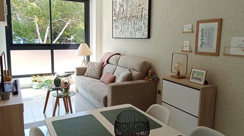 Moderno apartamento orientado al sur con piscina comunitaria!, imagen 2