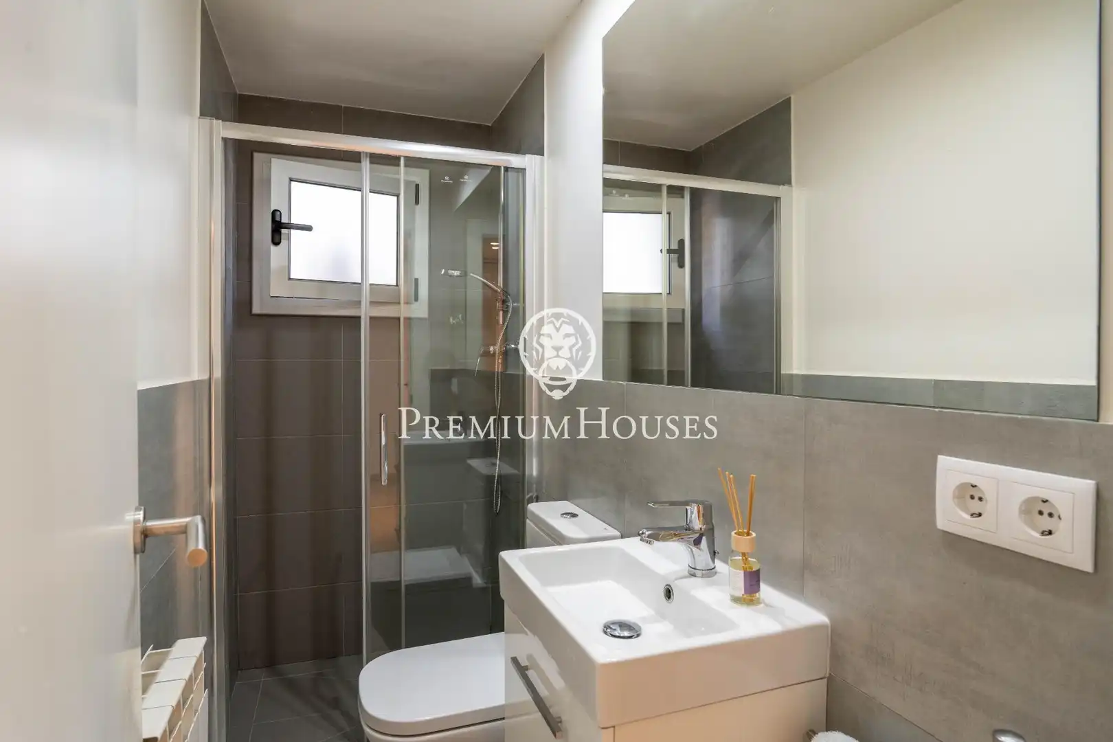 Flat for rent in Can Girona - Terramar - Vinyet