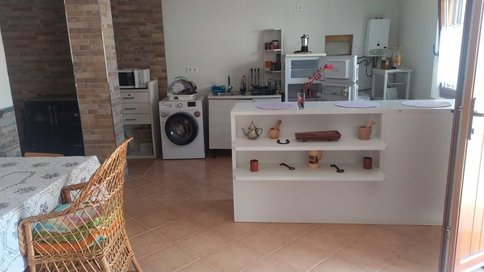 Cocina de Casa o chalet en venta en Villamayor de los Montes con Calefacción y Terraza