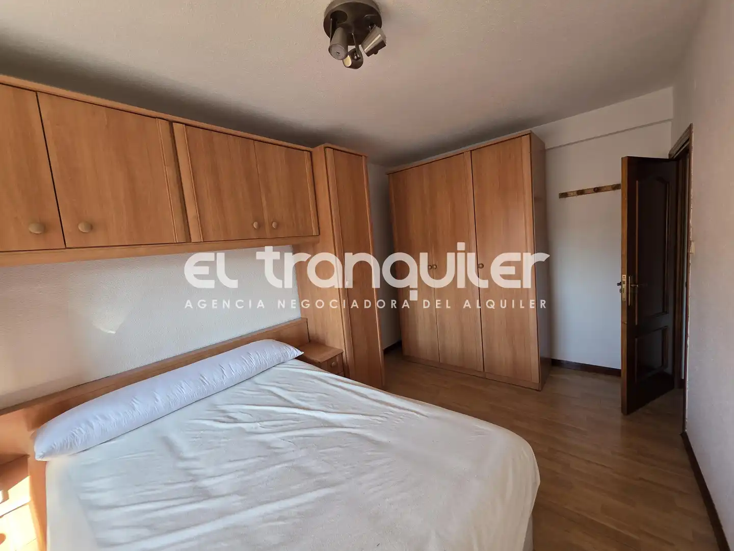 Bedroom of Flat for rent in Madrid  with Air Conditioner, Terrace and Furnished