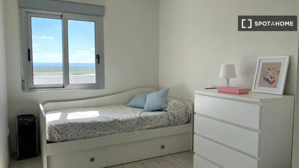 Bedroom of Flat for rent in Sueca  with Air Conditioner, Heating and Furnished