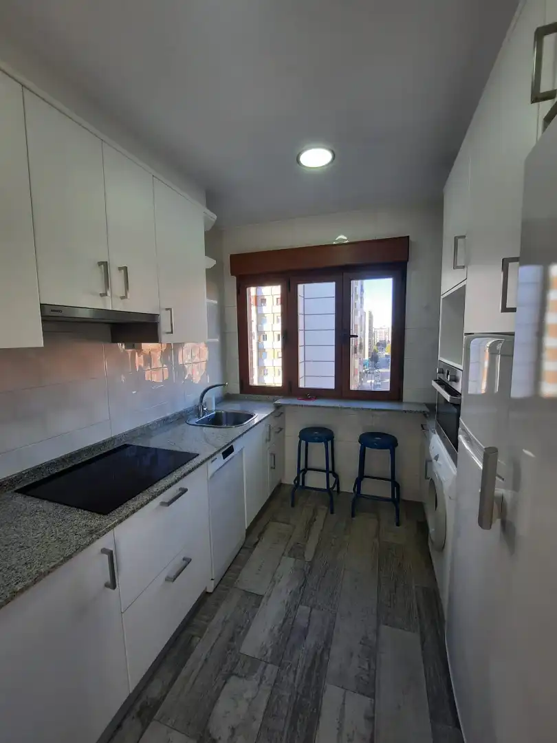 Cocina de Piso en venta en Gijón  con Amueblado