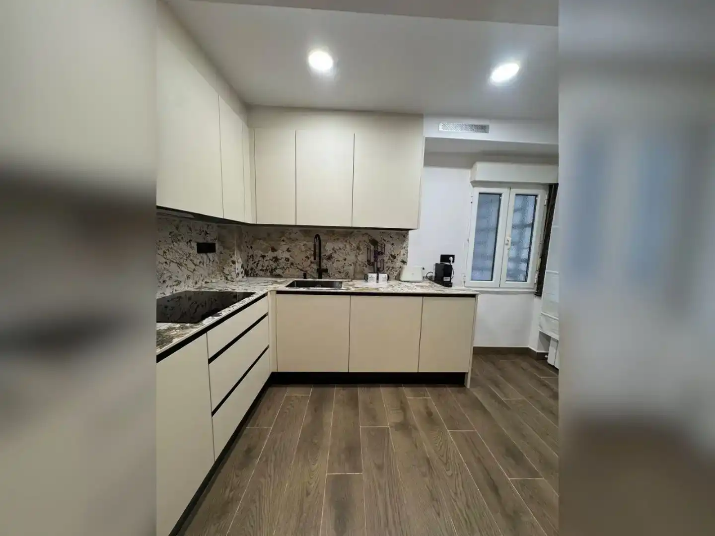 Cuina de Pis per a compartir en Langreo amb Parquet i Moblat